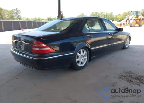 2000 Mercedes-Benz S 500 из США, поврежденный, VIN WDBNG75JXYA122235